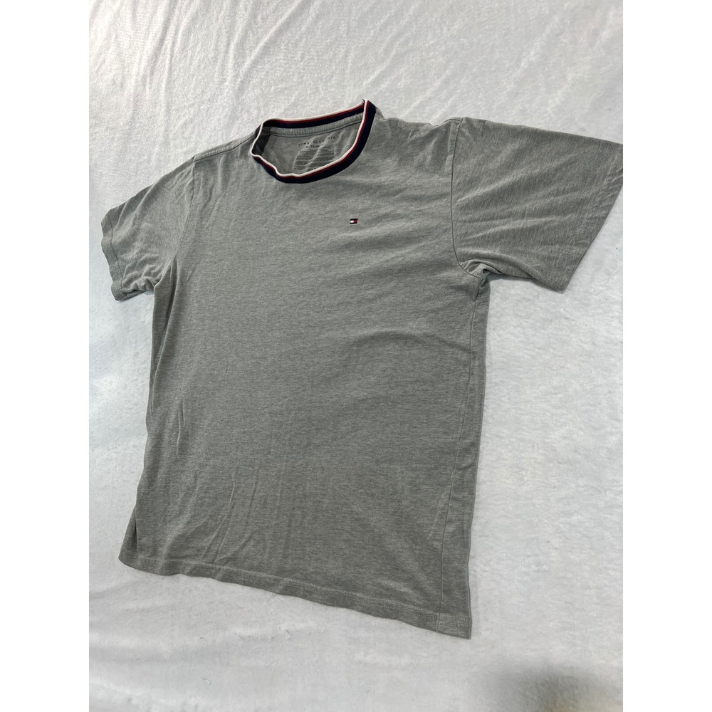 Tommy Hilfiger Boys XL Gray T-Shirt Striped Collar Flag Logo Short Sleeve Tee - Picture 2 of 4